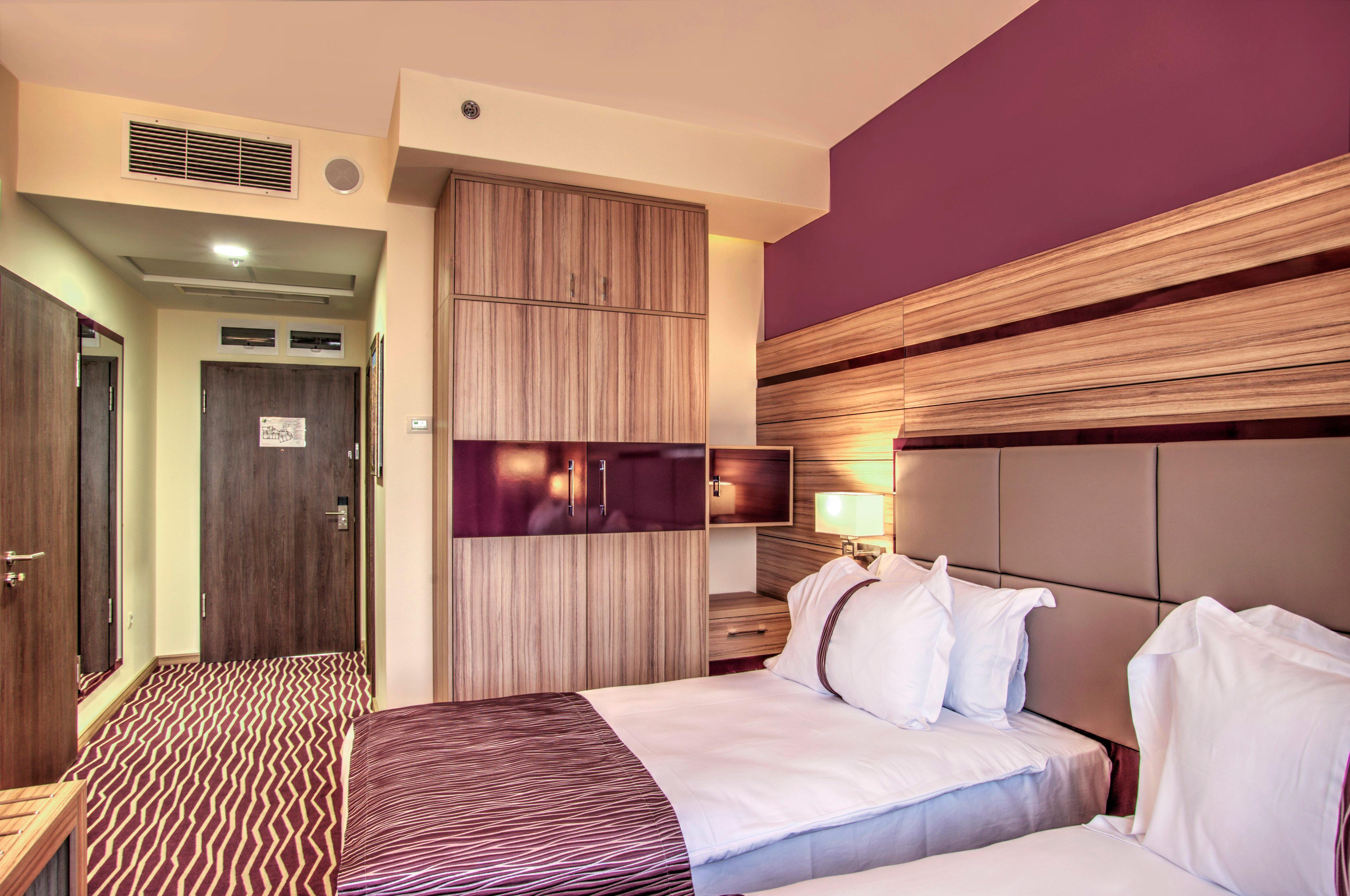 Holiday Inn Plovdiv By Ihg Экстерьер фото