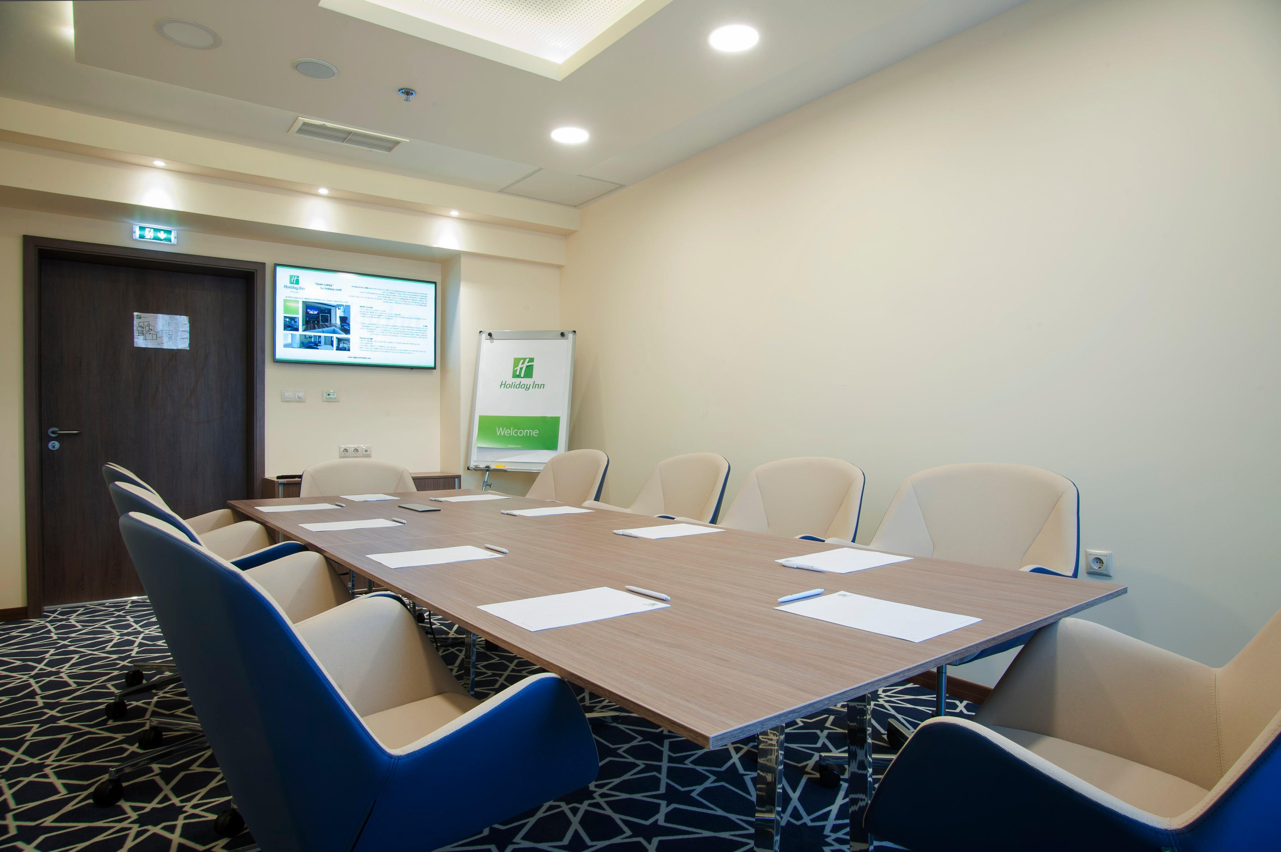 Holiday Inn Plovdiv By Ihg Экстерьер фото