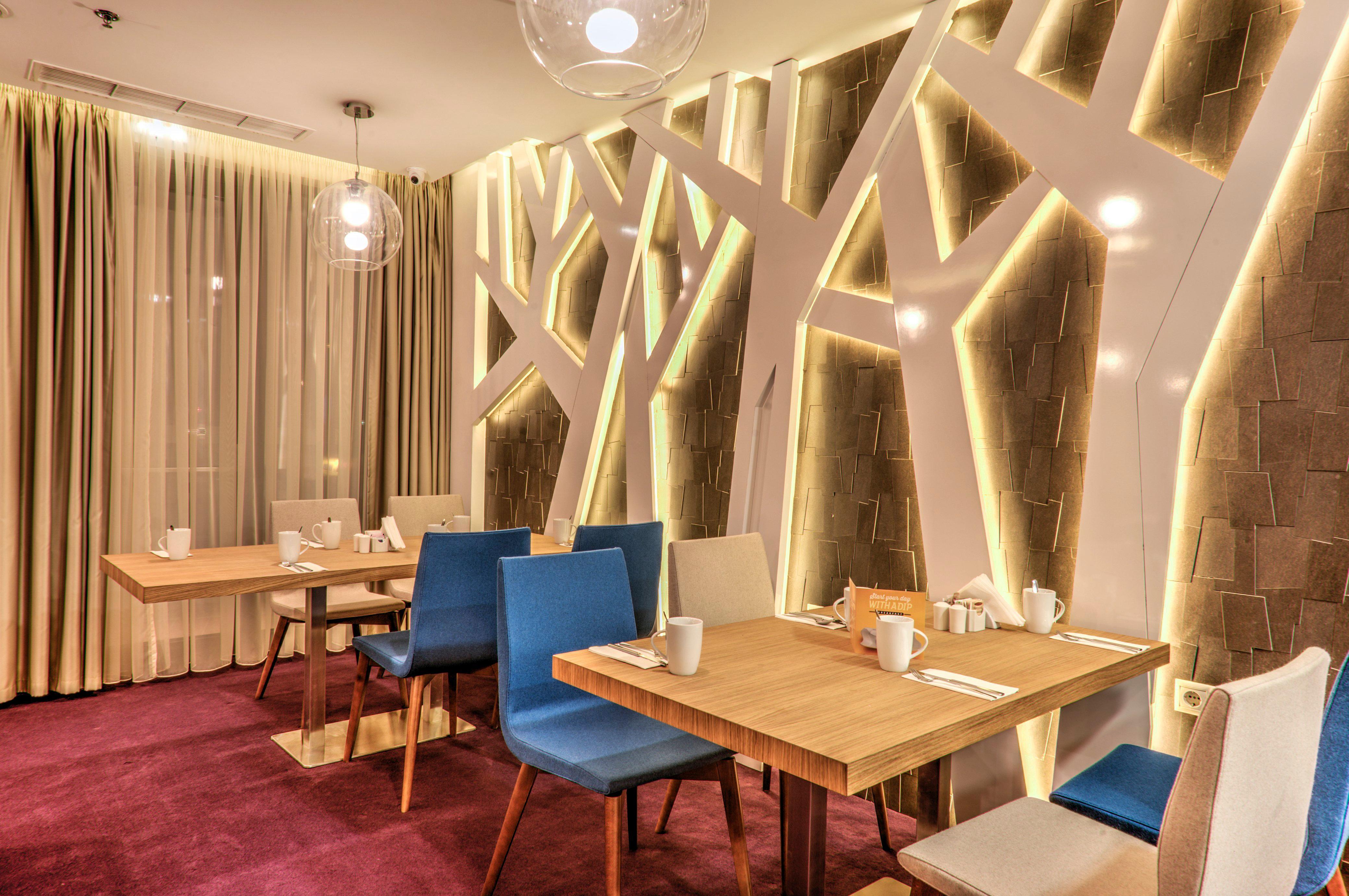 Holiday Inn Plovdiv By Ihg Экстерьер фото