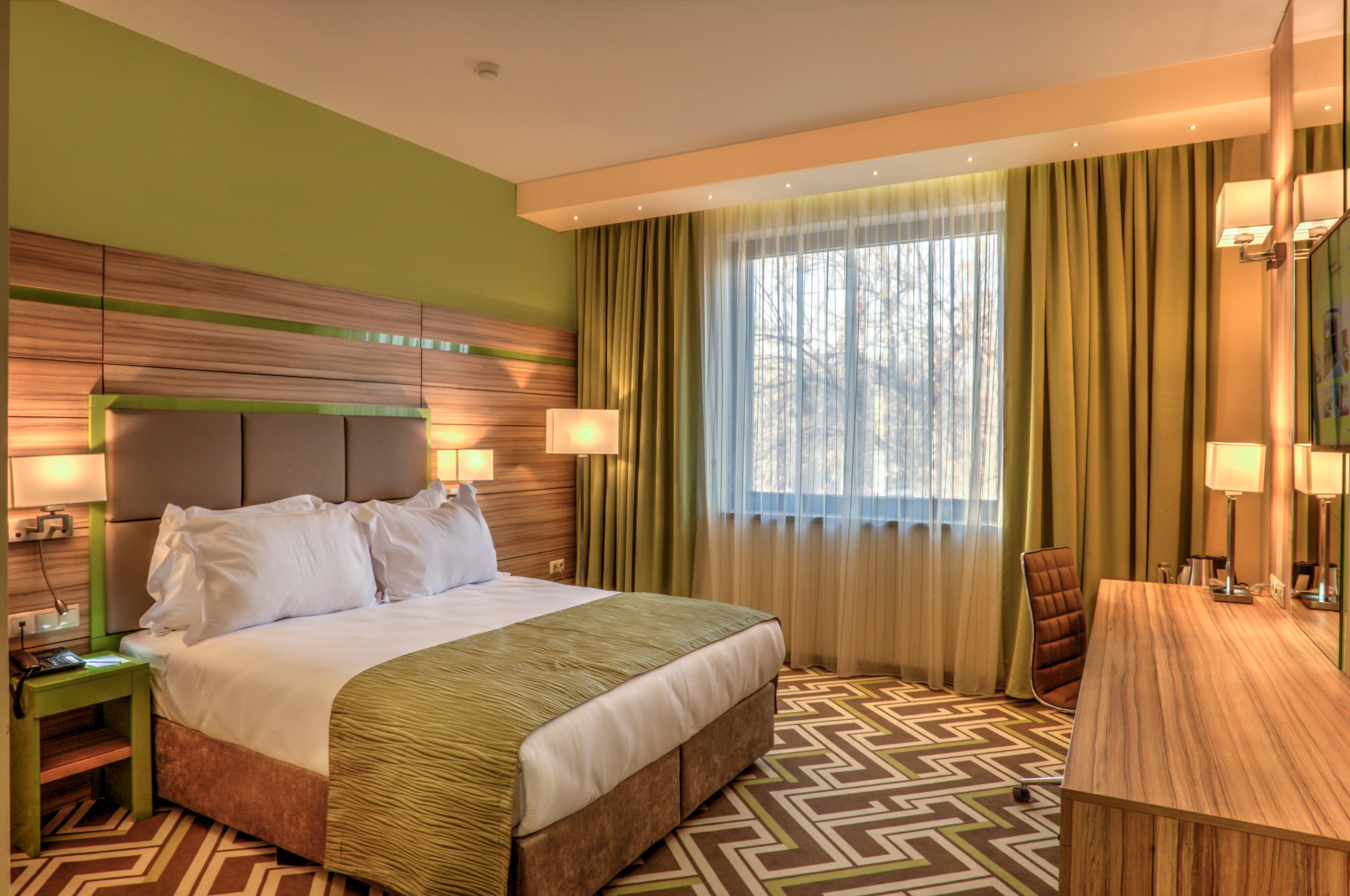 Holiday Inn Plovdiv By Ihg Экстерьер фото