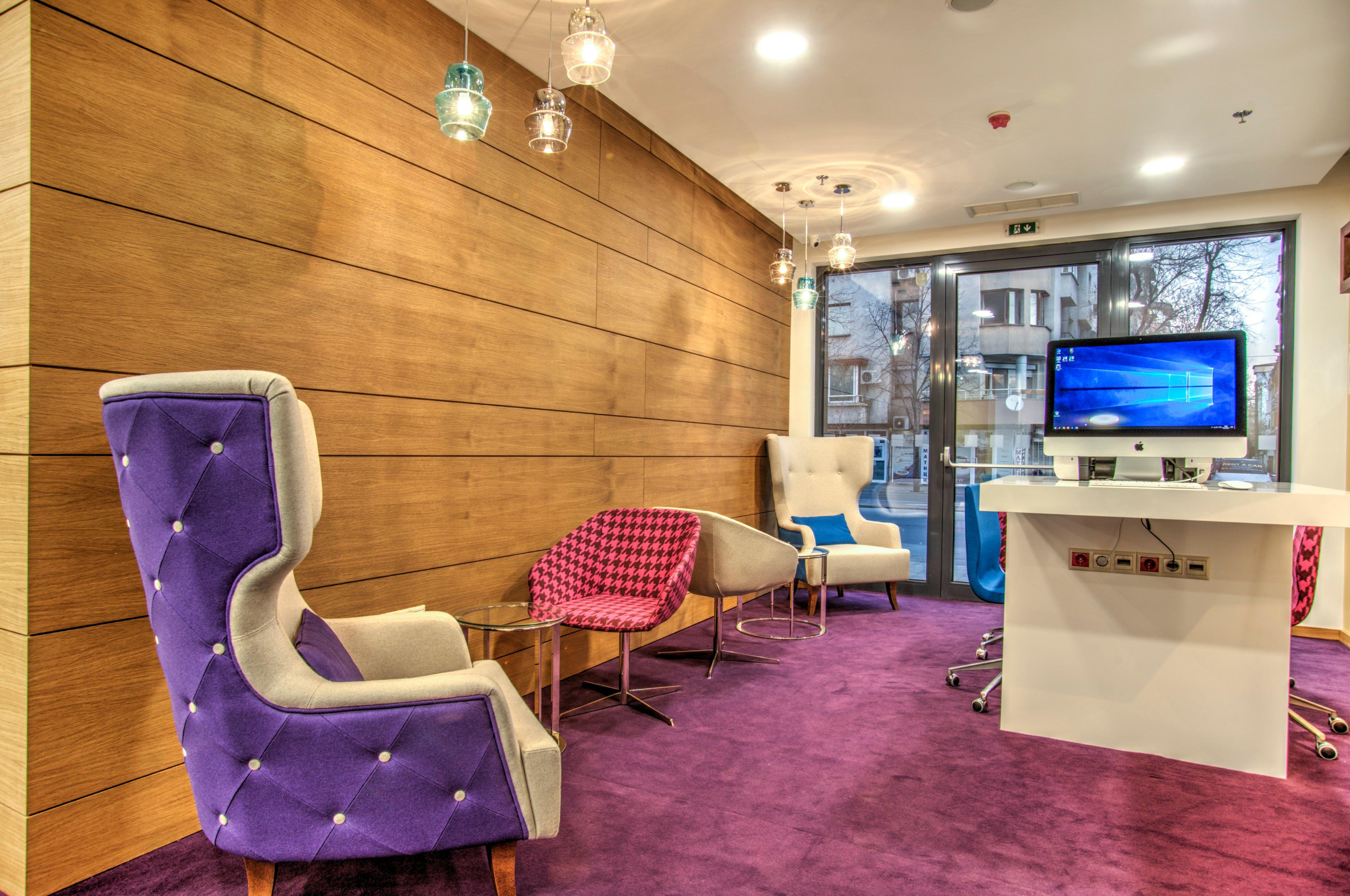 Holiday Inn Plovdiv By Ihg Экстерьер фото