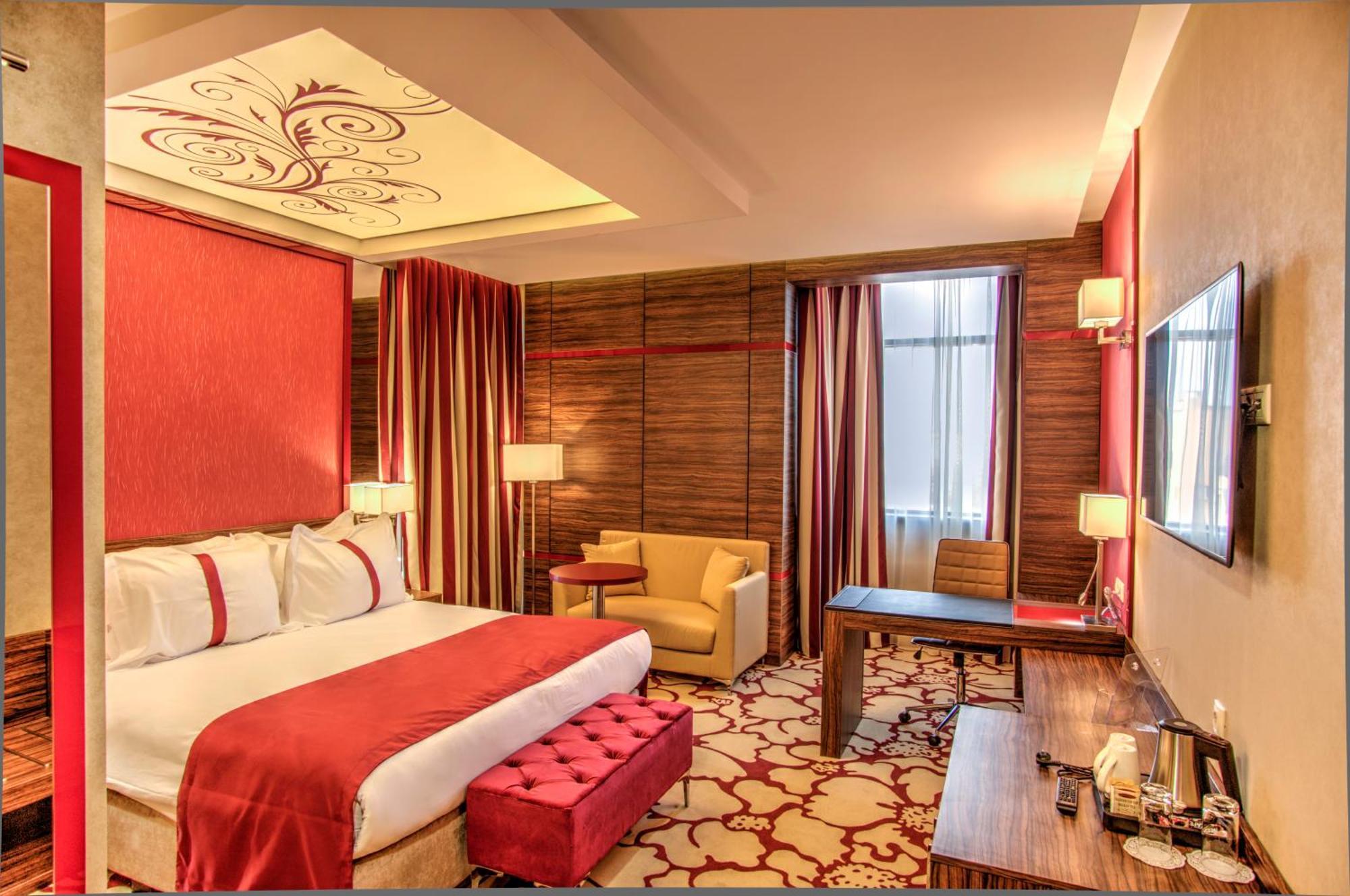 Holiday Inn Plovdiv By Ihg Экстерьер фото